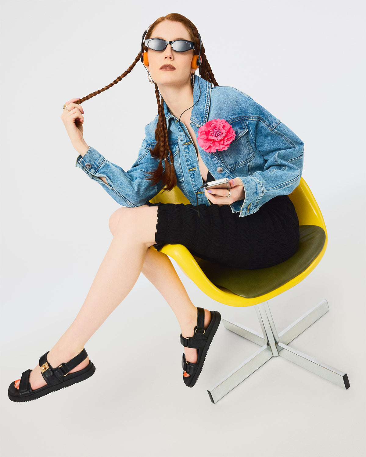MONA Black Leather Flatform Women's Sandal | Steve Madden