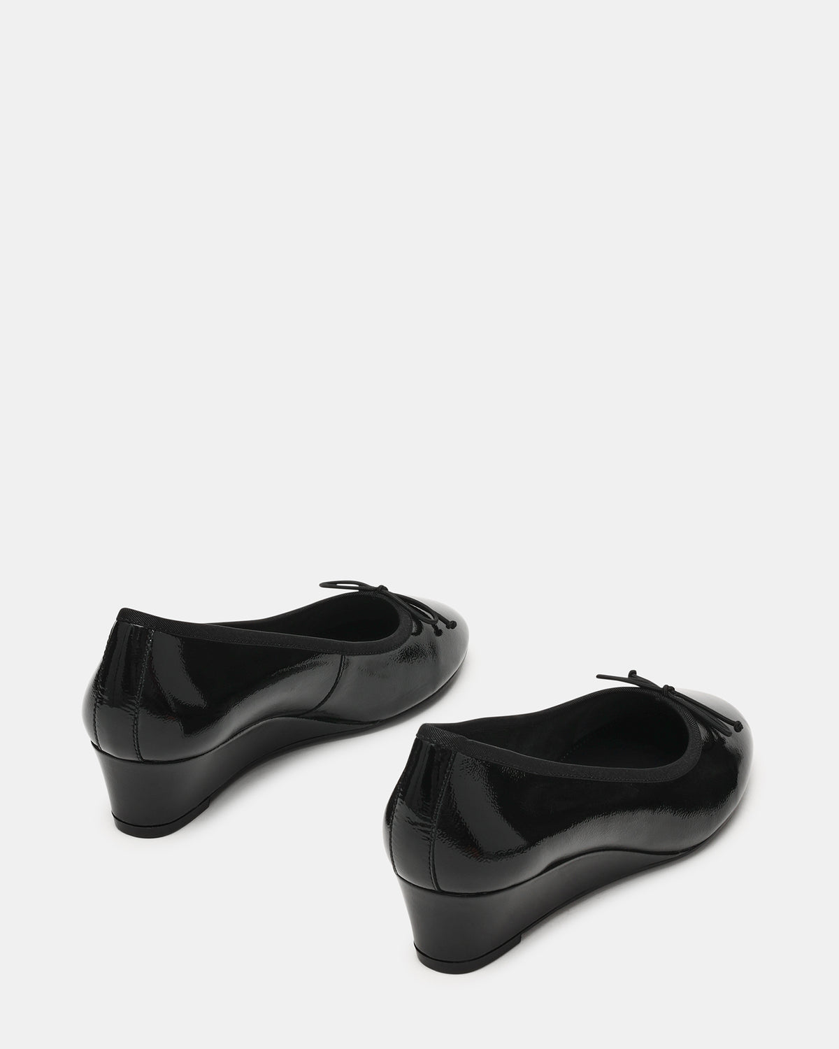 KLUTZY Black Patent Ballet Wedge Bow Round-Toe Women's Heel | Steve Madden