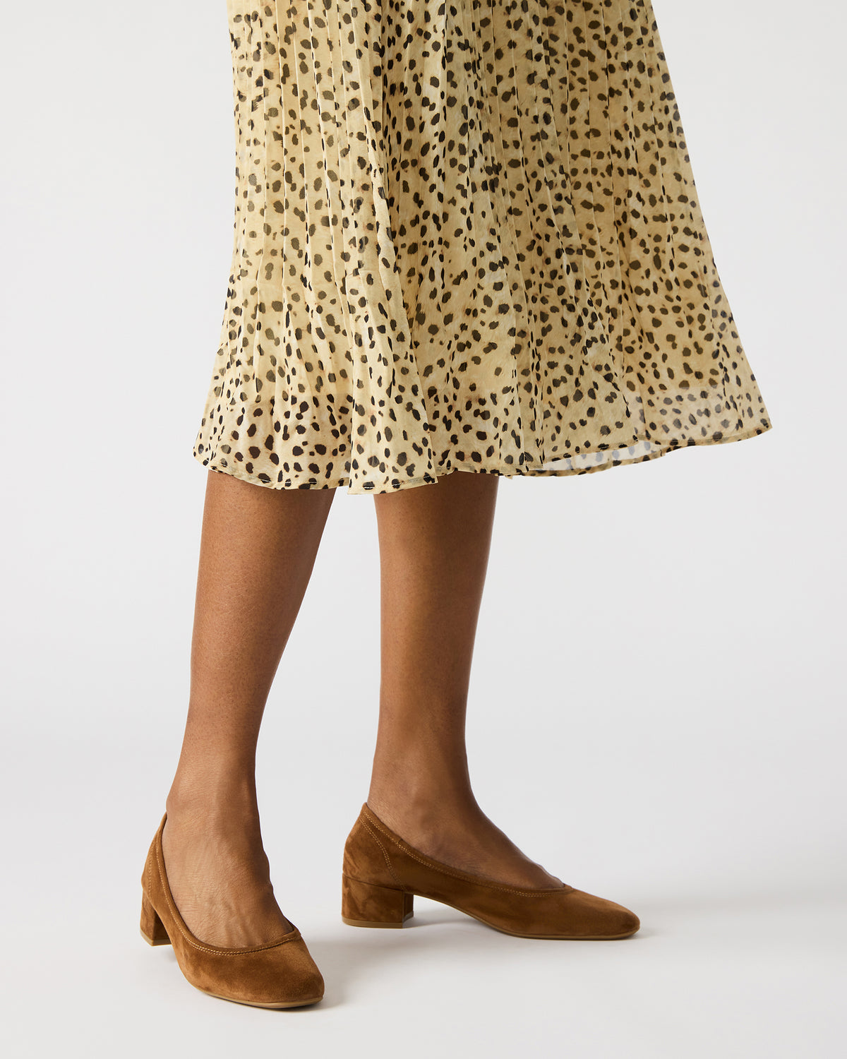 MOLLIE Chestnut Suede Ballet Women's Block Heels | Steve Madden