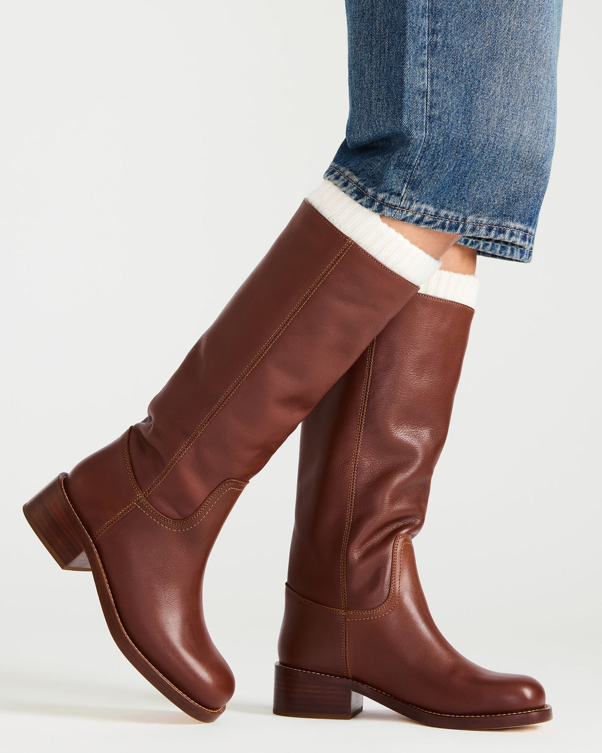RIGGS Rust Leather Square-Toe Women's Boot | Steve Madden
