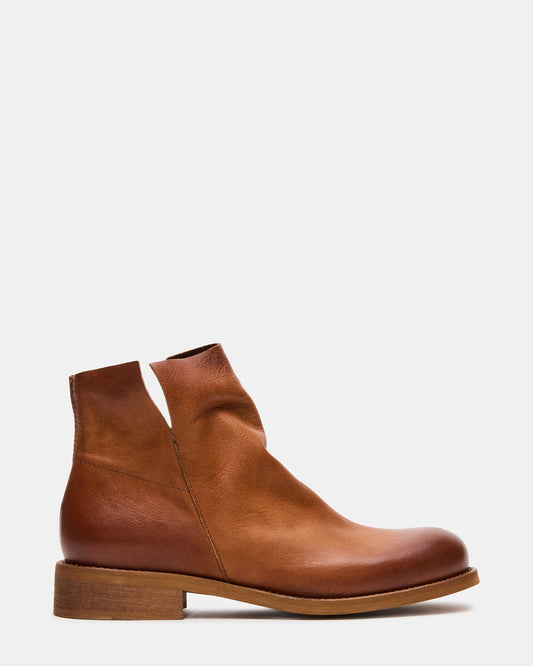 HUGHIE Tan Leather Women's Ankle Boot | Steve Madden
