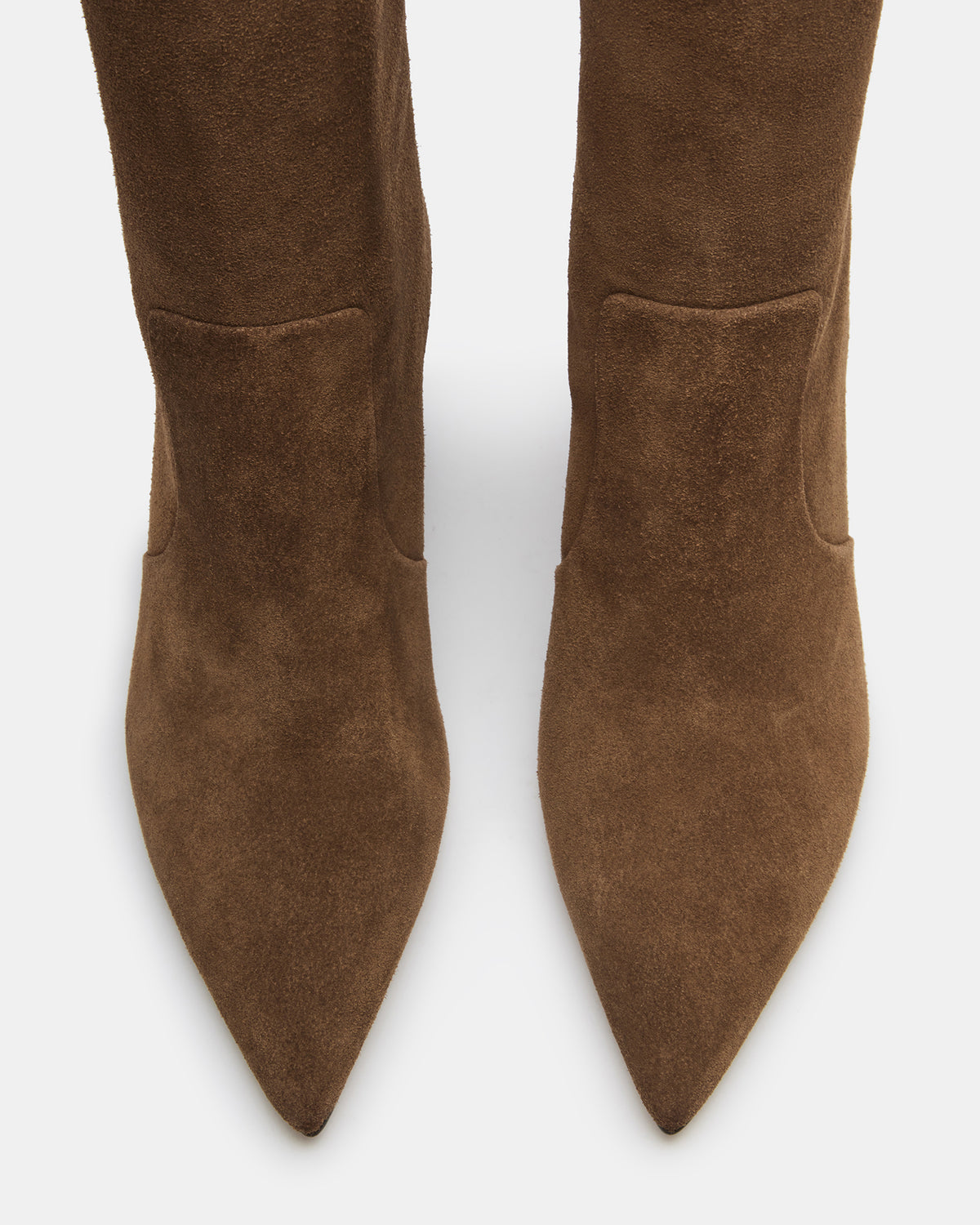 SKYLINE Chestnut Suede Knee-High Pointed Toe Women's Boot | Steve Madden