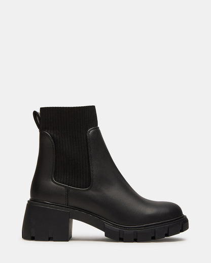 HUTCHH20 Black Water-Resistant Lug Sole Ankle Boot | Women's Booties | Steve Madden