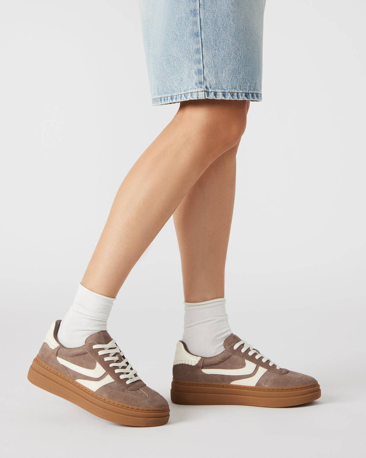DODGE Espresso Low-Top Platform Women's Sneaker | Steve Madden