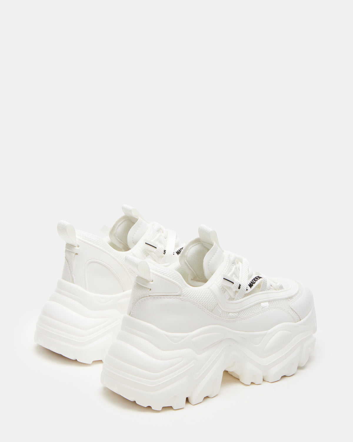 RECOUPE White Women's Chunky Platform Low-Top Sneaker | Steve Madden