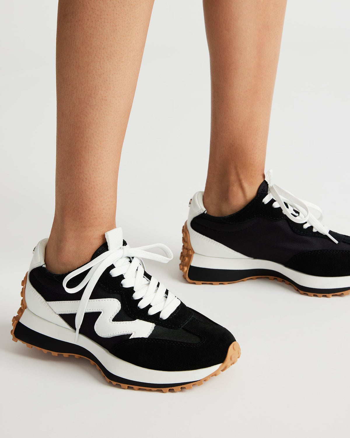 CAMPO Black/White Lace-Up Women's Sneaker | Steve Madden
