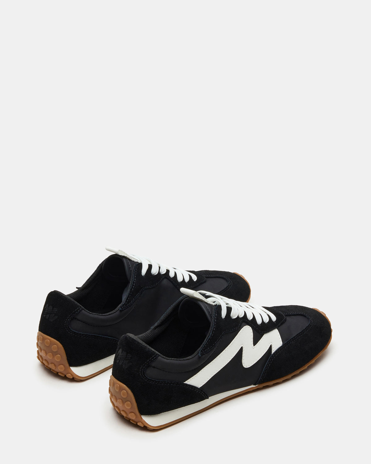 CASPER Black/White Low-Top Lace-Up Women's Sneaker | Steve Madden