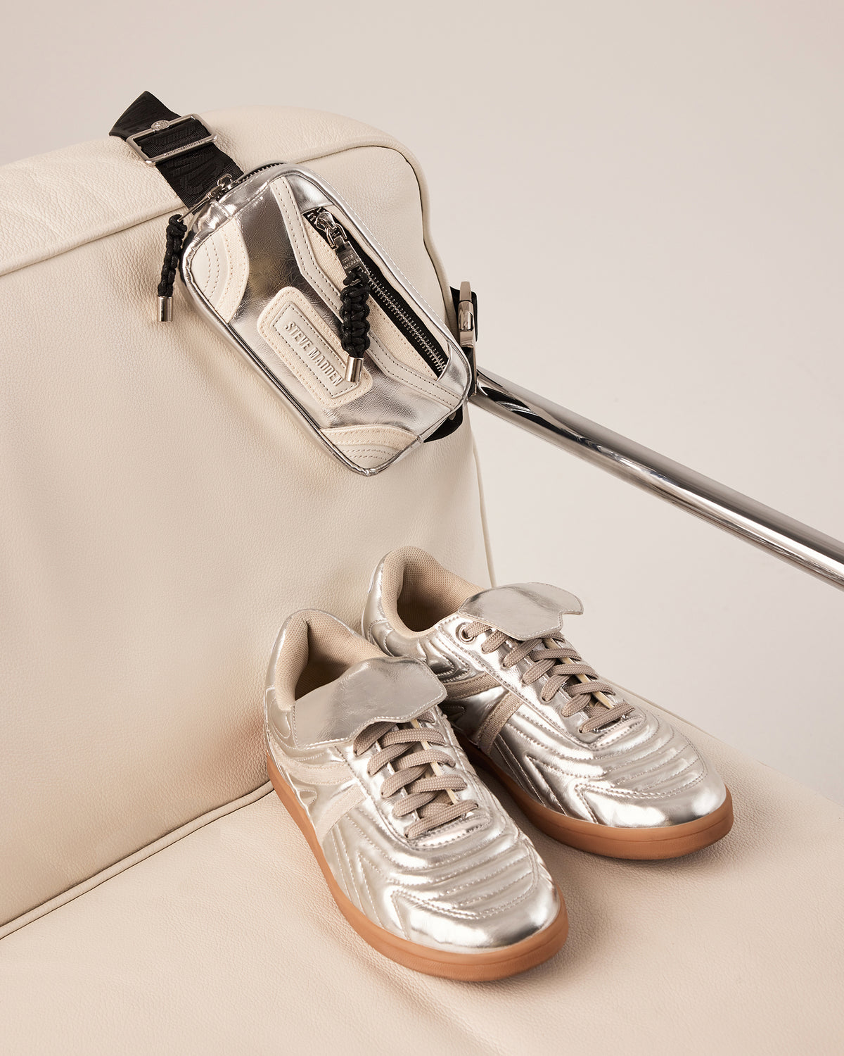 MADRID Silver Women's Low-Top Sneakers | Steve Madden