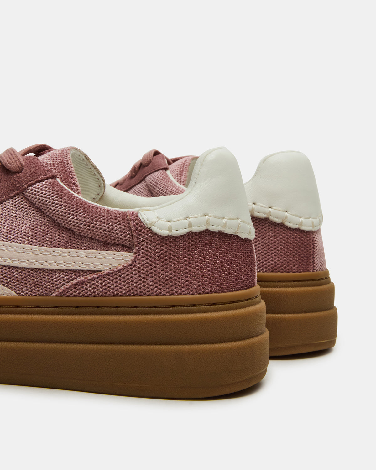 DODGE Mauve Low-Top Platform Women's Sneaker | Steve Madden