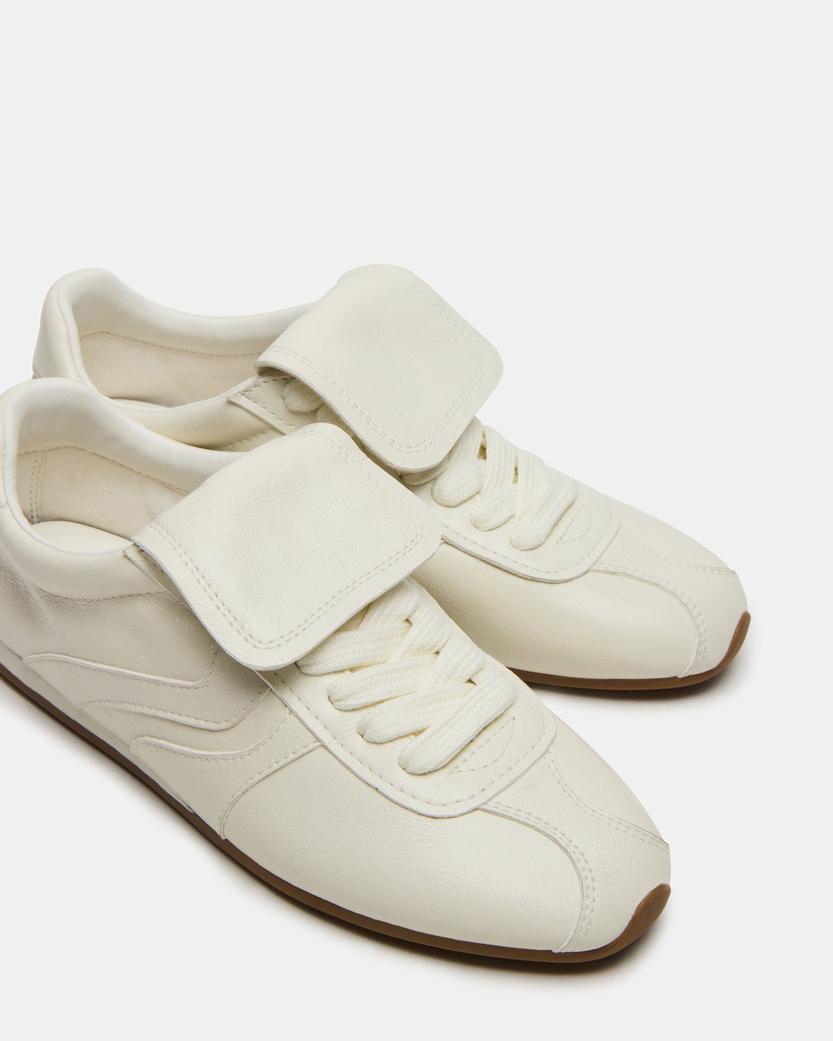 MOBILITY White Leather Women's Low-Top Lace-Up Sneaker | Steve Madden