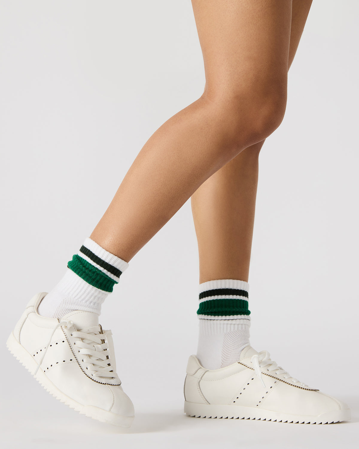 MIRAGE White Leather Women's Low-Top Sneaker | Steve Madden