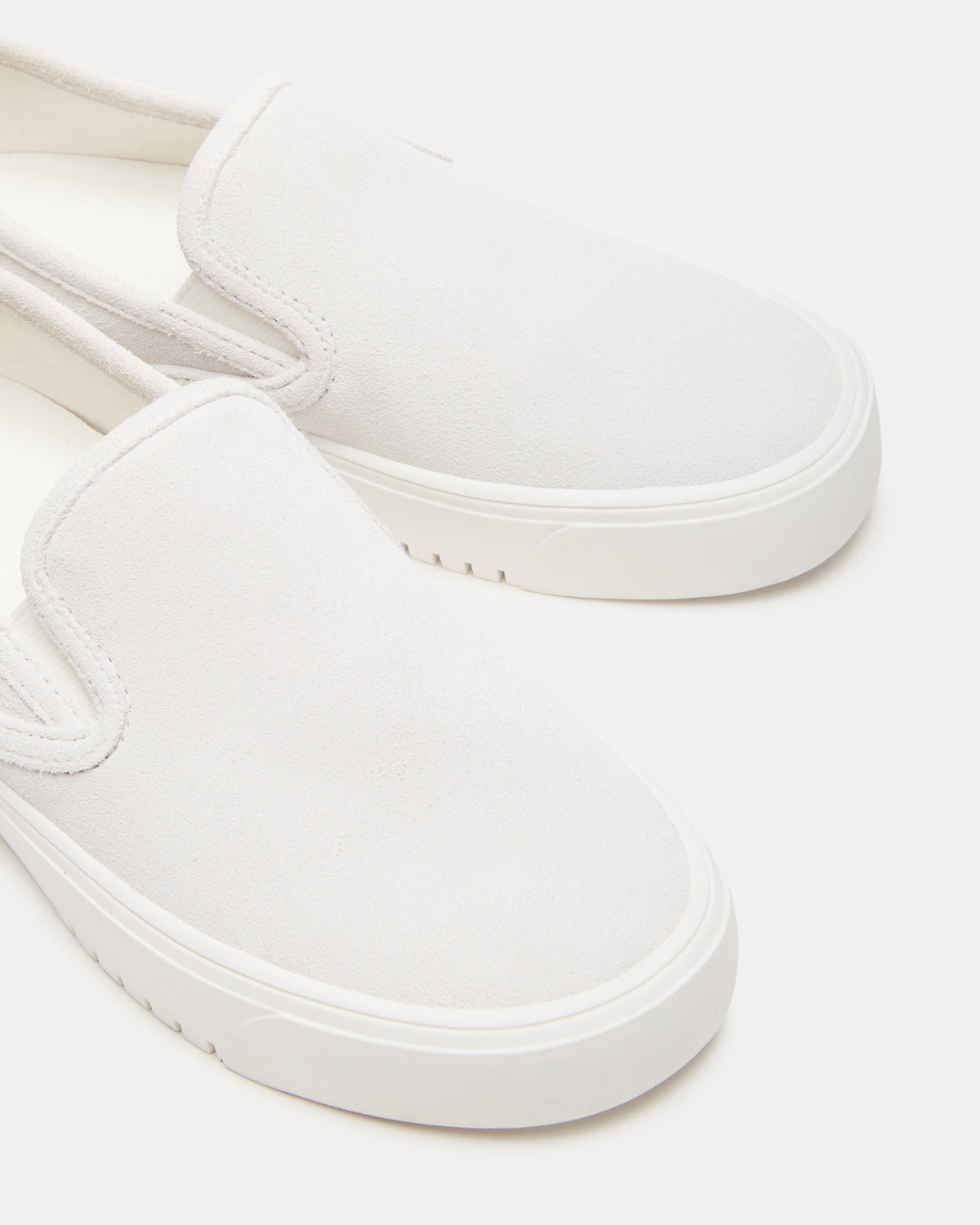 MURPHY White Suede Women's Low-Top Sneaker | Steve Madden