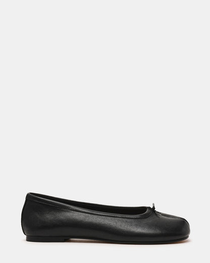 CALICO Black Leather Split Toe Tabi Women's Ballet Flat | Steve Madden