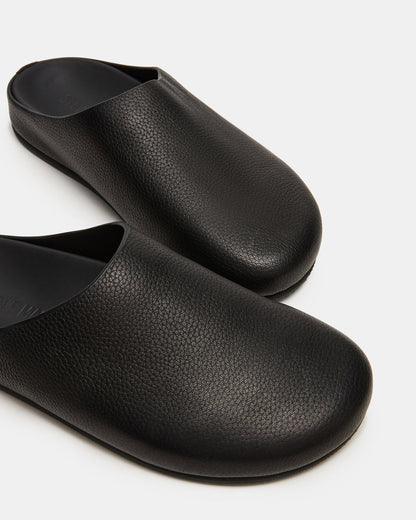 FERN Black Leather Mule Slip-On Round-Toe Women's Flat | Steve Madden