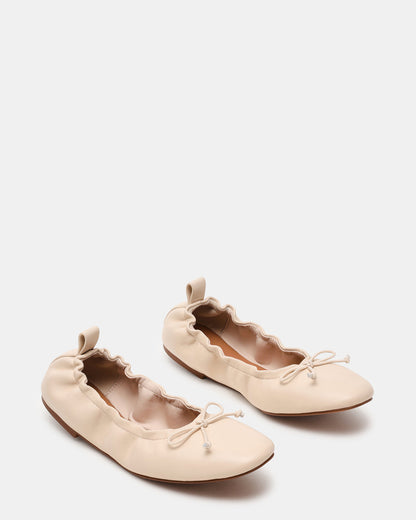 LANTI Bone Leather Bow Round-Toe Women's Flat | Steve Madden