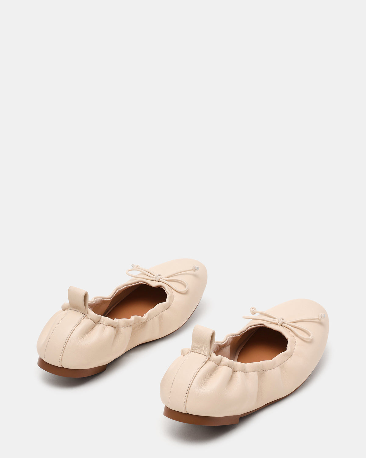 LANTI Bone Leather Bow Round-Toe Women's Flat | Steve Madden