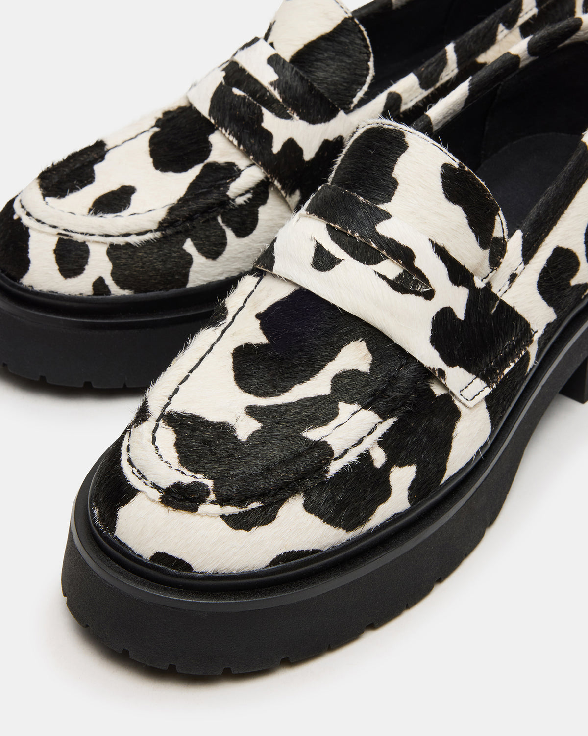 LAYKEN-H Black/White Platform Lug Women's Loafer | Steve Madden