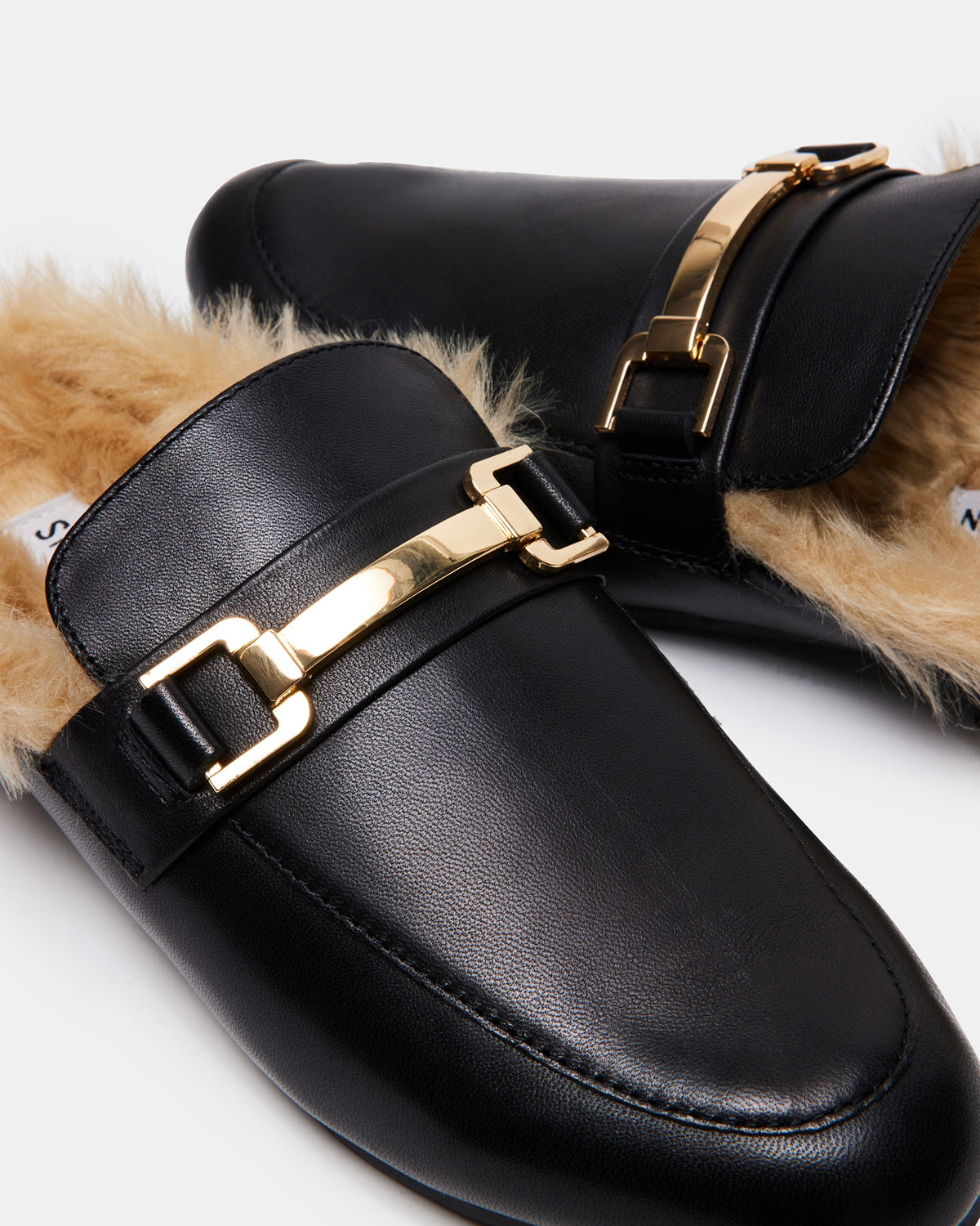 KHLOE Black Leather Women's Faux Fur Mule | Steve Madden