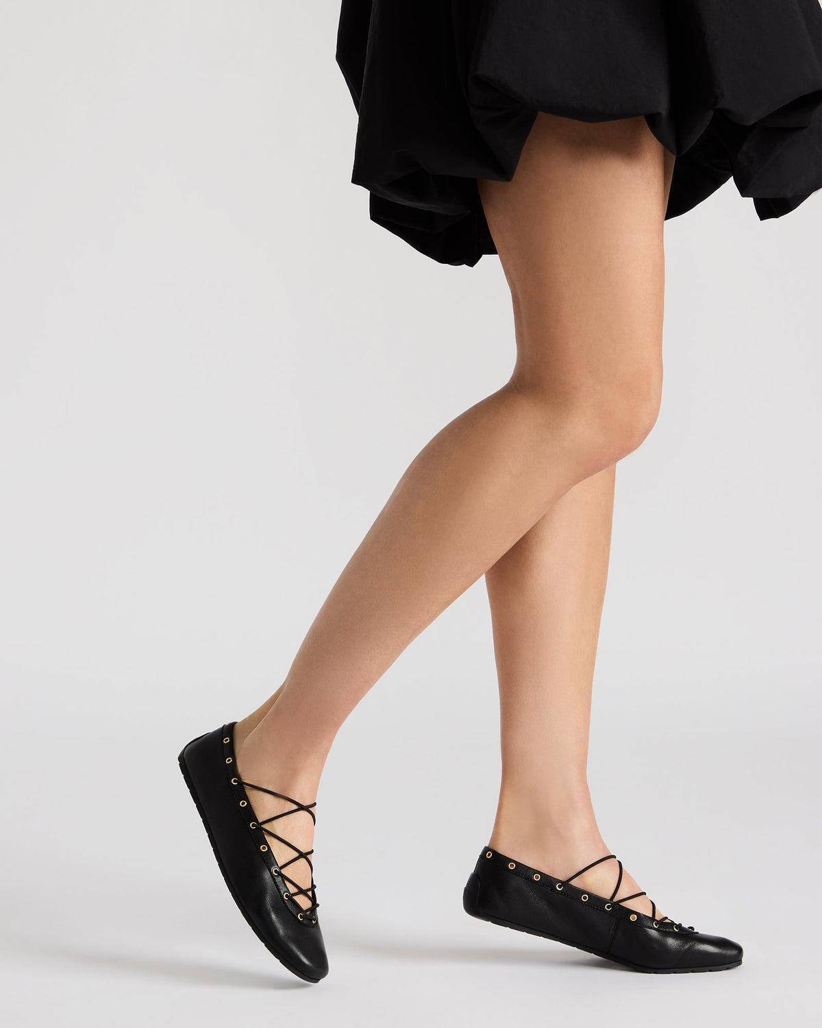 POINTE Black Leather Women's Ballet Square-Toe Flat | Steve Madden