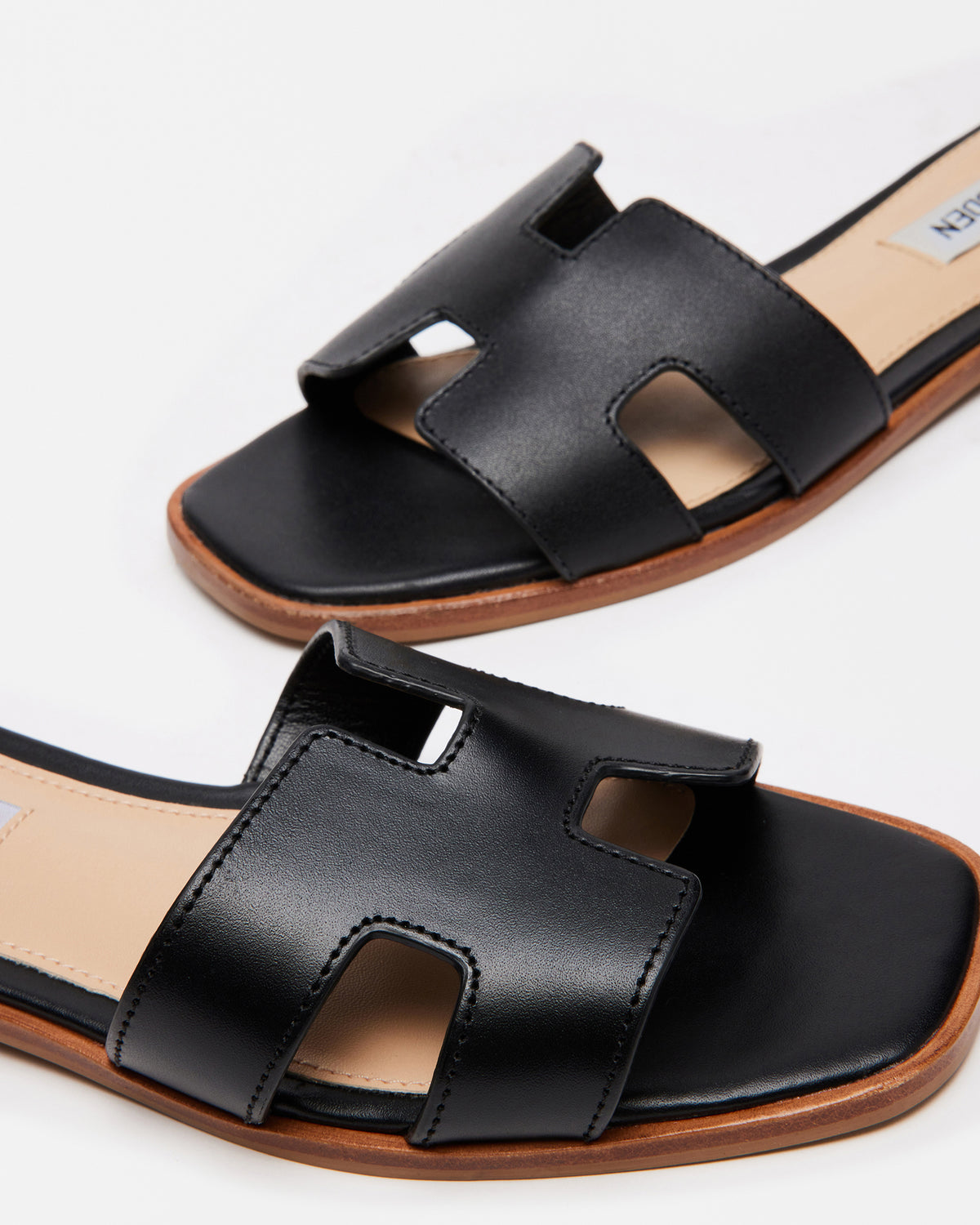 HADYN Black Leather Sandal | Women's Designer Sandals | Steve Madden