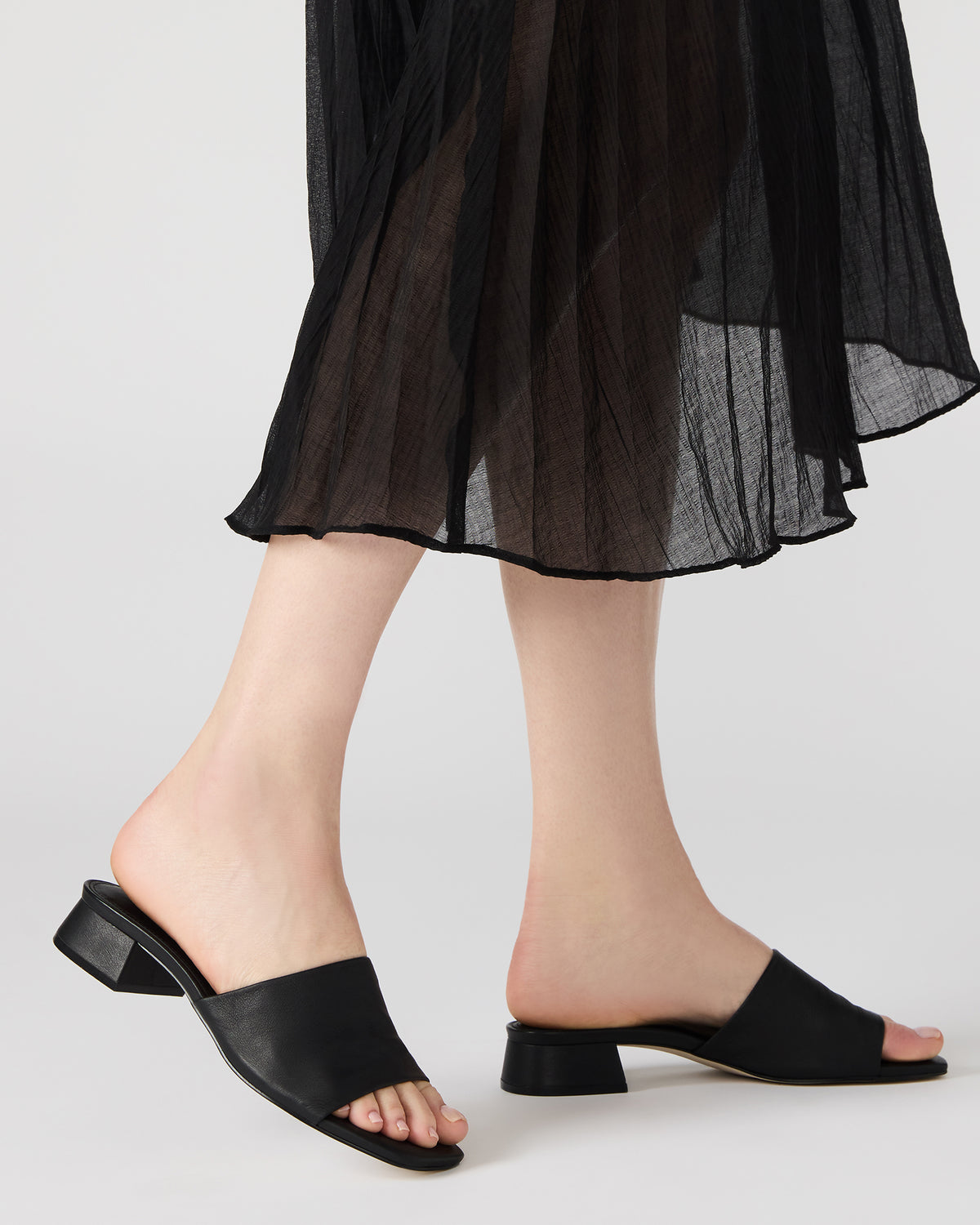 MONTGOMERY Raffia Square-Toe Slide Mule Women's Sandal | Steve Madden