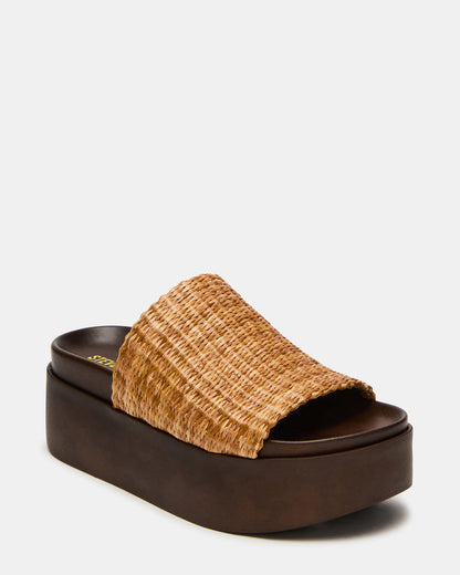ARWEN Natural Raffia Platform Footbed Slide Chunky Women's Sandal | Steve Madden