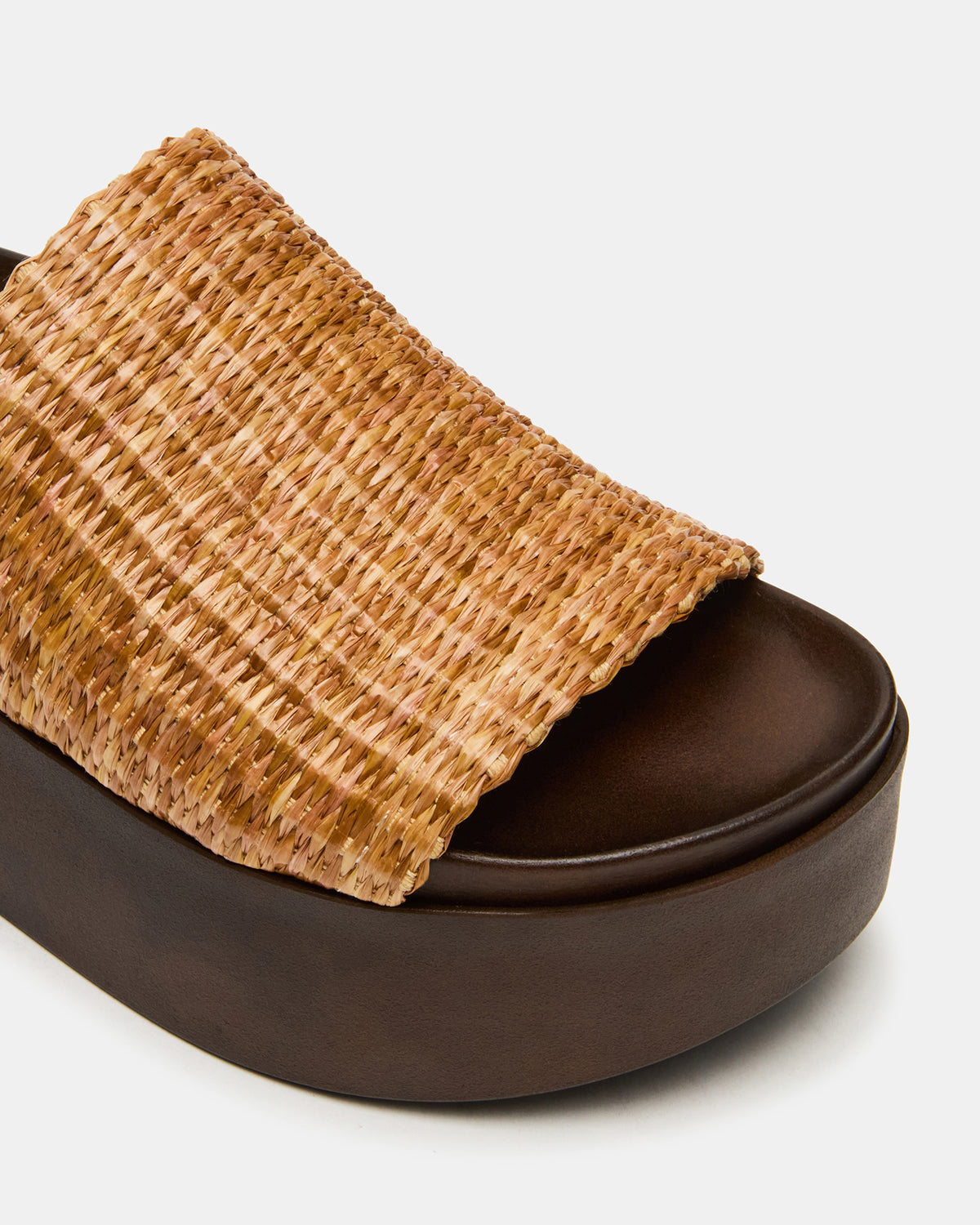 ARWEN Natural Raffia Platform Footbed Slide Chunky Women's Sandal | Steve Madden