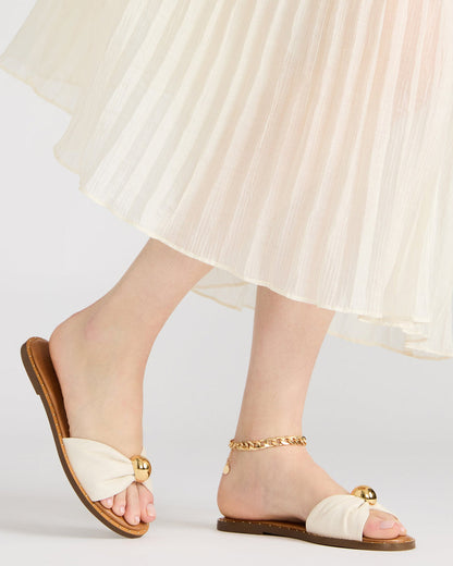 DIPSY White Leather Slide Rounded Toe Women's Sandal | Steve Madden