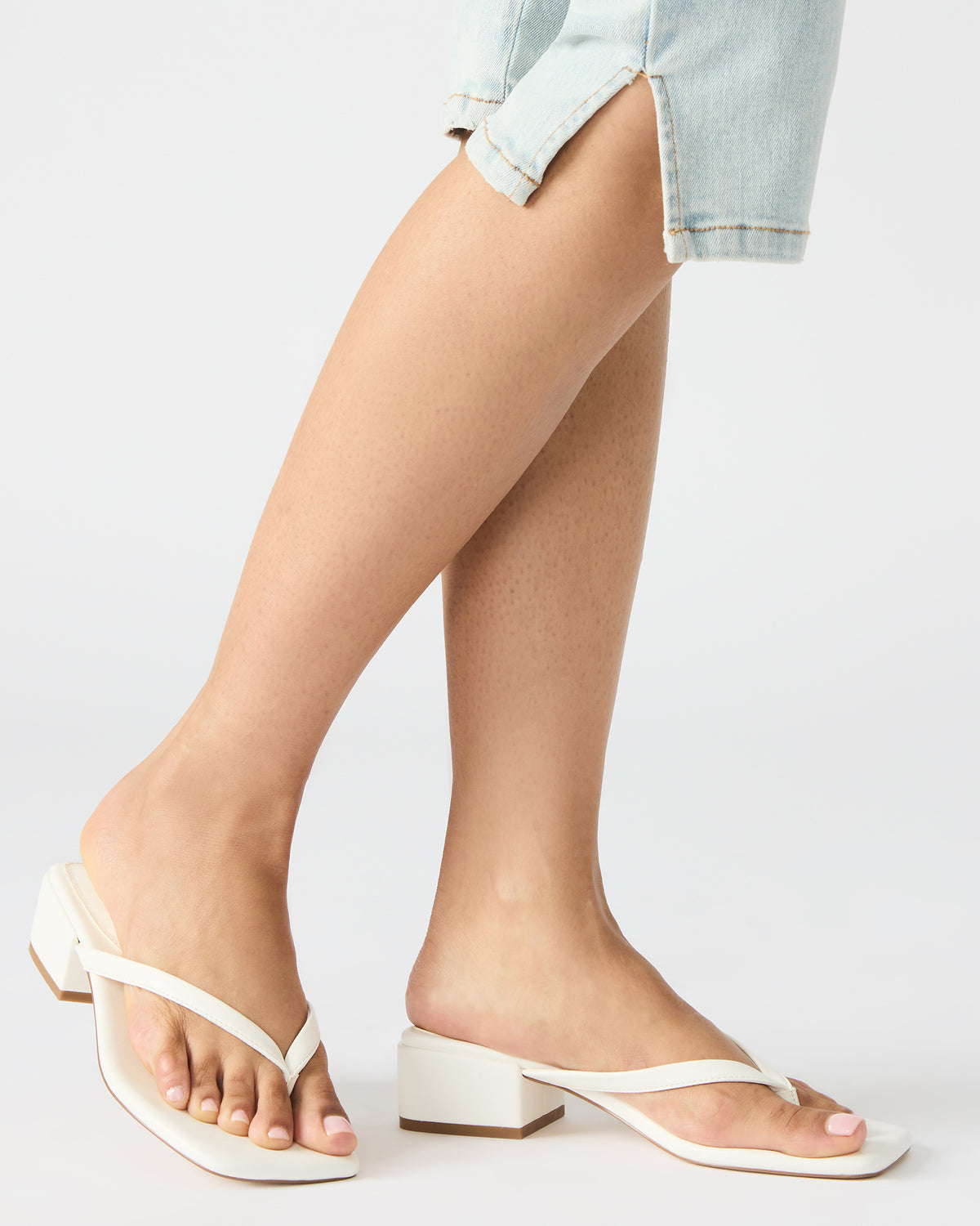 CARIBBEAN White Square-Toe Mule Thong Women's Sandal | Steve Madden
