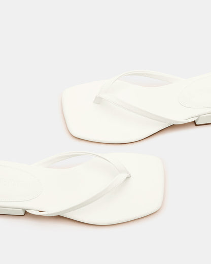 CARIBBEAN White Square-Toe Mule Thong Women's Sandal | Steve Madden