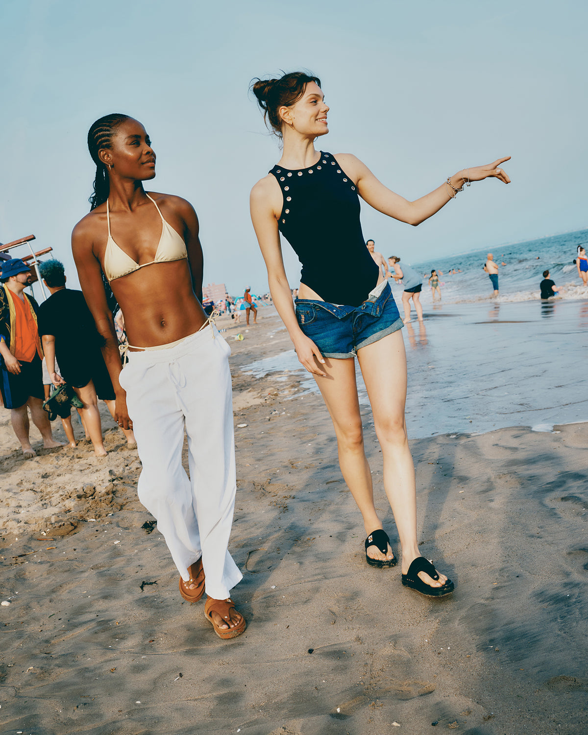 THONA Black Suede Women's Flatform Thong Sandal | Steve Madden