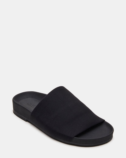 SANSA Black Flatform Footbed Slide Women's Sandal | Steve Madden