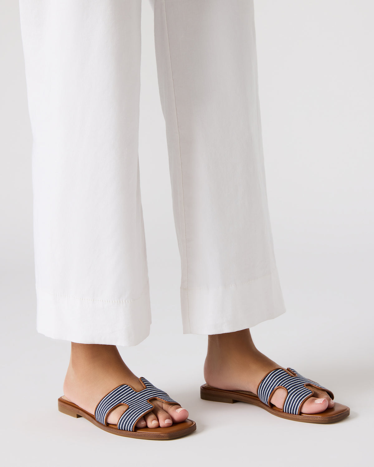 HADYN Navy Multi Sandal | Women's Designer Sandals | Steve Madden