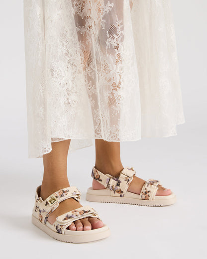MONA Floral Flatform Women's Sandal | Steve Madden