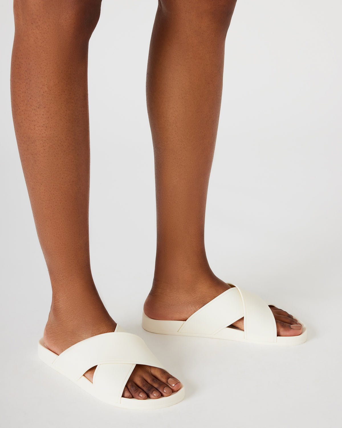 KATELYN Bone Footbed Slide | Women's Sandals | Steve Madden
