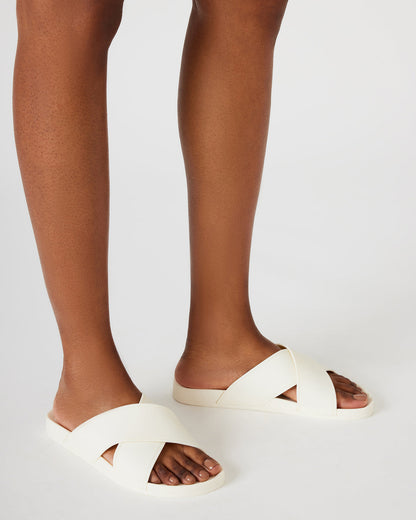KATELYN Bone Footbed Slide | Women's Sandals | Steve Madden
