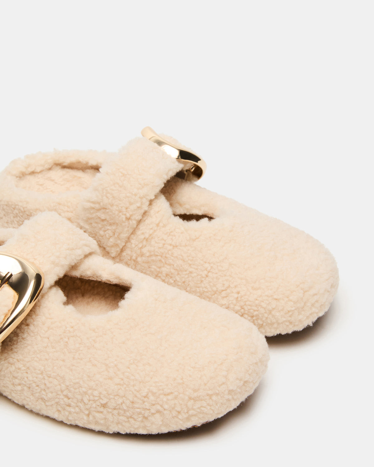 CLOUDY Natural Slip-On Mule Mary Jane Faux Fur Women's Flat | Steve Madden