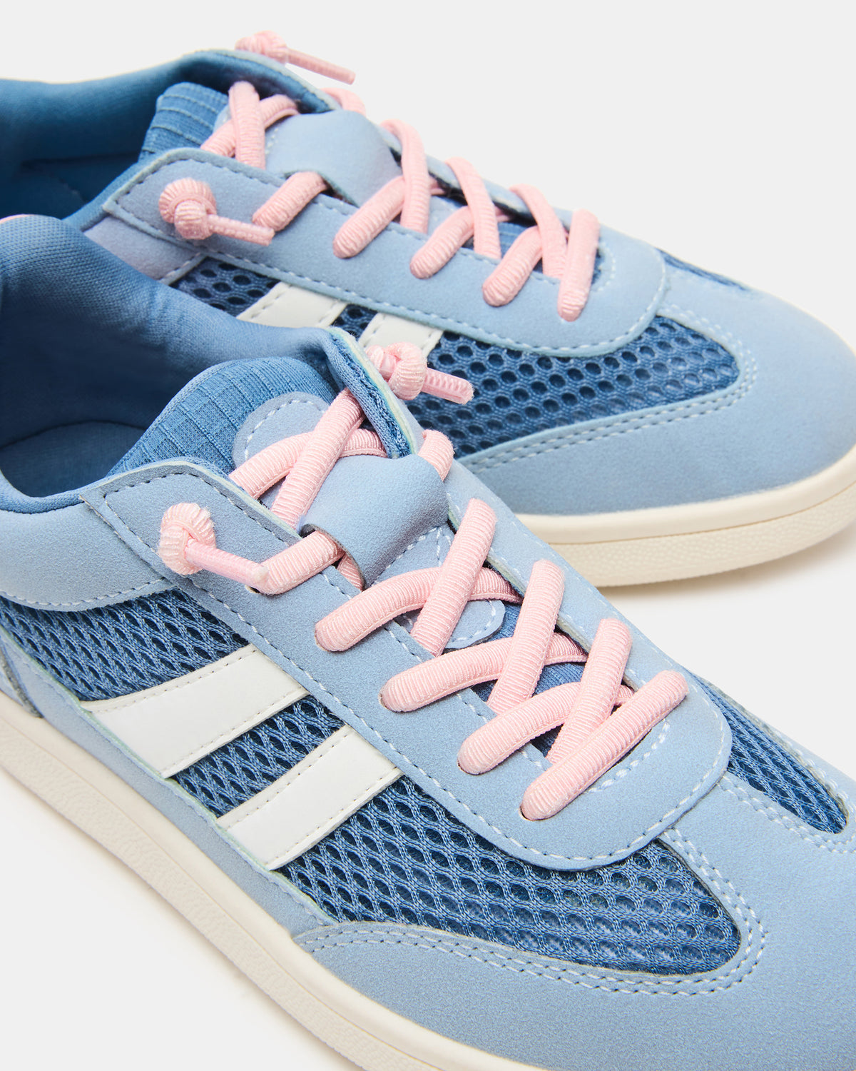 Kids' VERDICT Blue Multi Low-Top Lace-Up Girls' Sneaker | Steve Madden