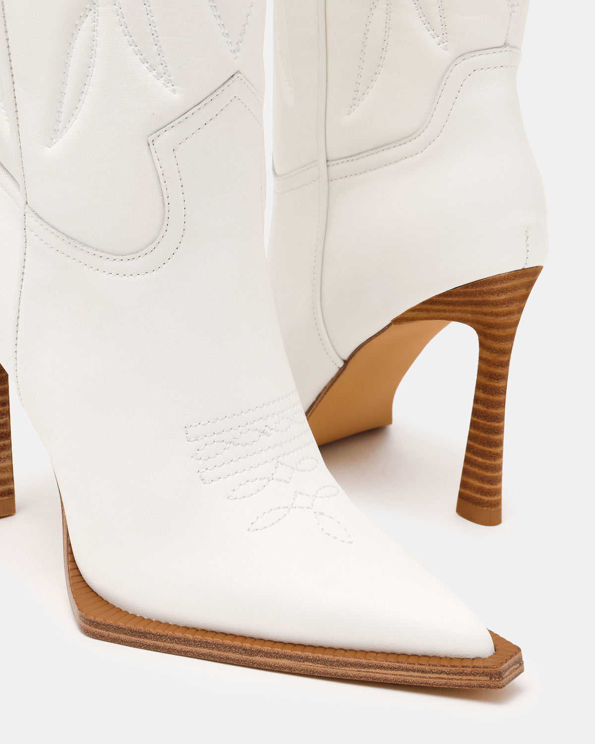 KINZEE White Leather Pointed-Toe Knee-High Western Stiletto Women's Boot | Steve Madden