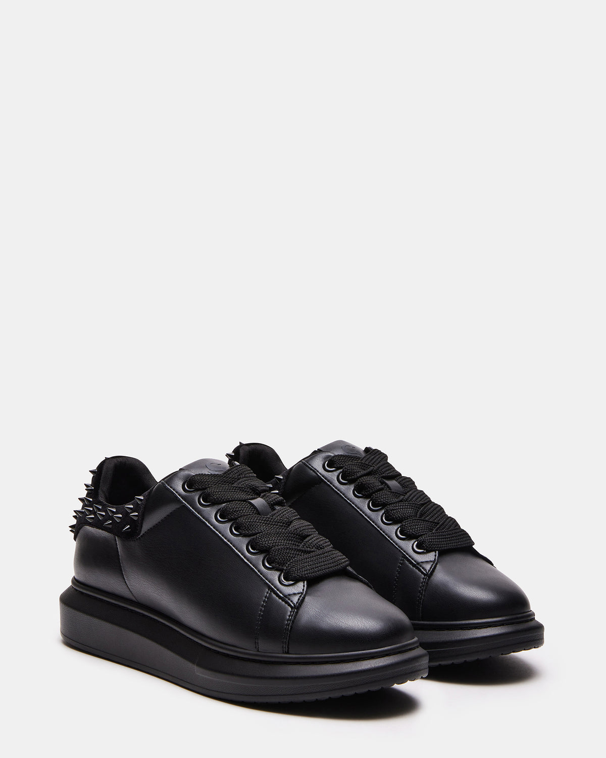 FROSTING Black Velvet Men's Low-Top Lace-Up Sneaker | Steve Madden