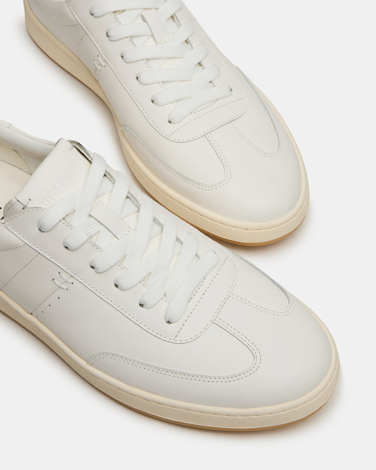 DYLAN White Low-Top Lace-Up Platform Men's Sneaker | Steve Madden