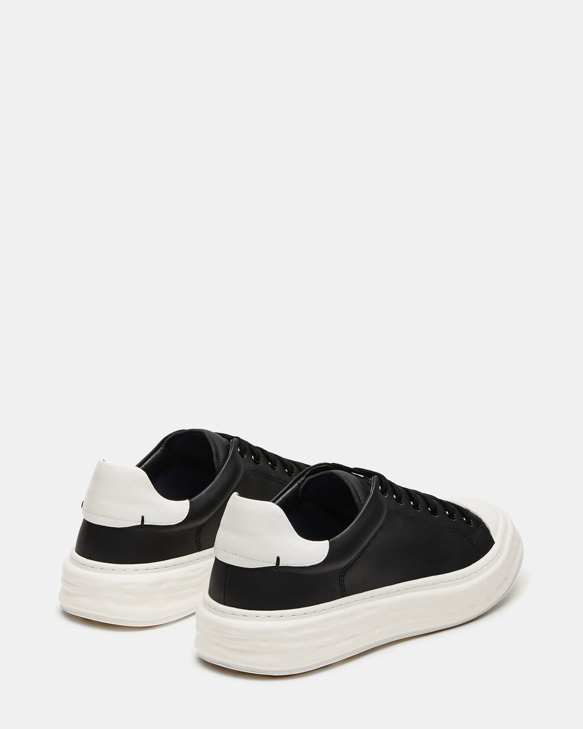 MACRAE Black Leather Men's Low-Top Fashion Sneaker | Steve Madden