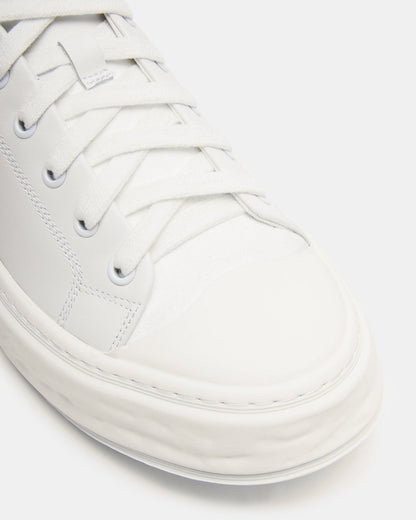 MACRAE White Leather Men's Low-Top Fashion Sneaker | Steve Madden
