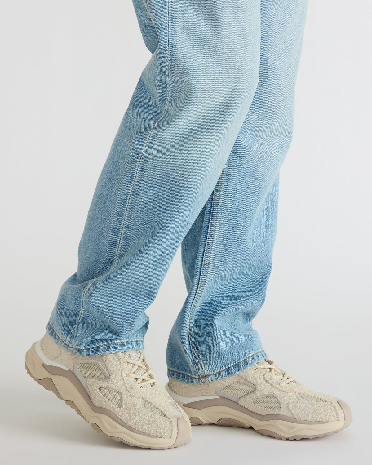 SALVADOR Off-White Low-Top Lace-Up Men's Sneaker | Steve Madden