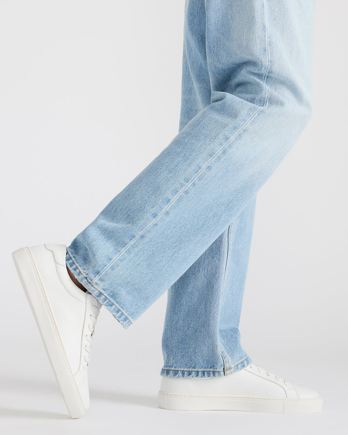 BONDD White Leather Low-Top Men's Sneaker | Steve Madden