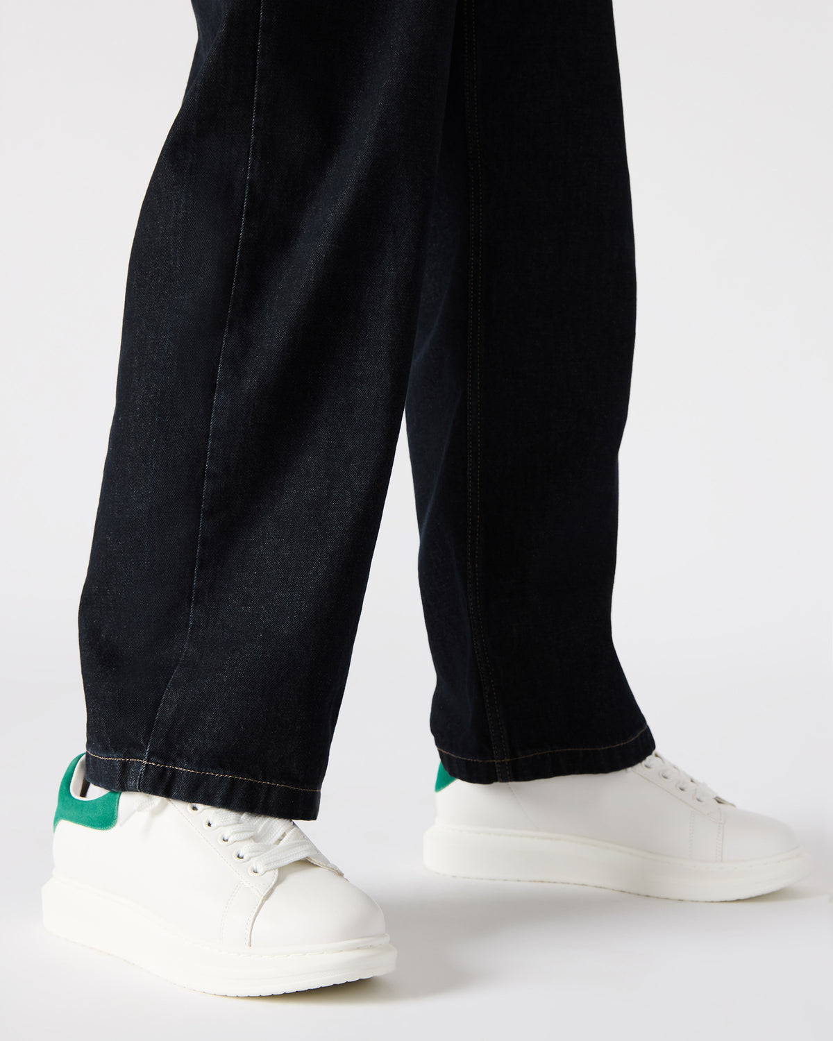 FROSTED Green Multi Men's Low-Top Lace-Up Sneaker | Steve Madden