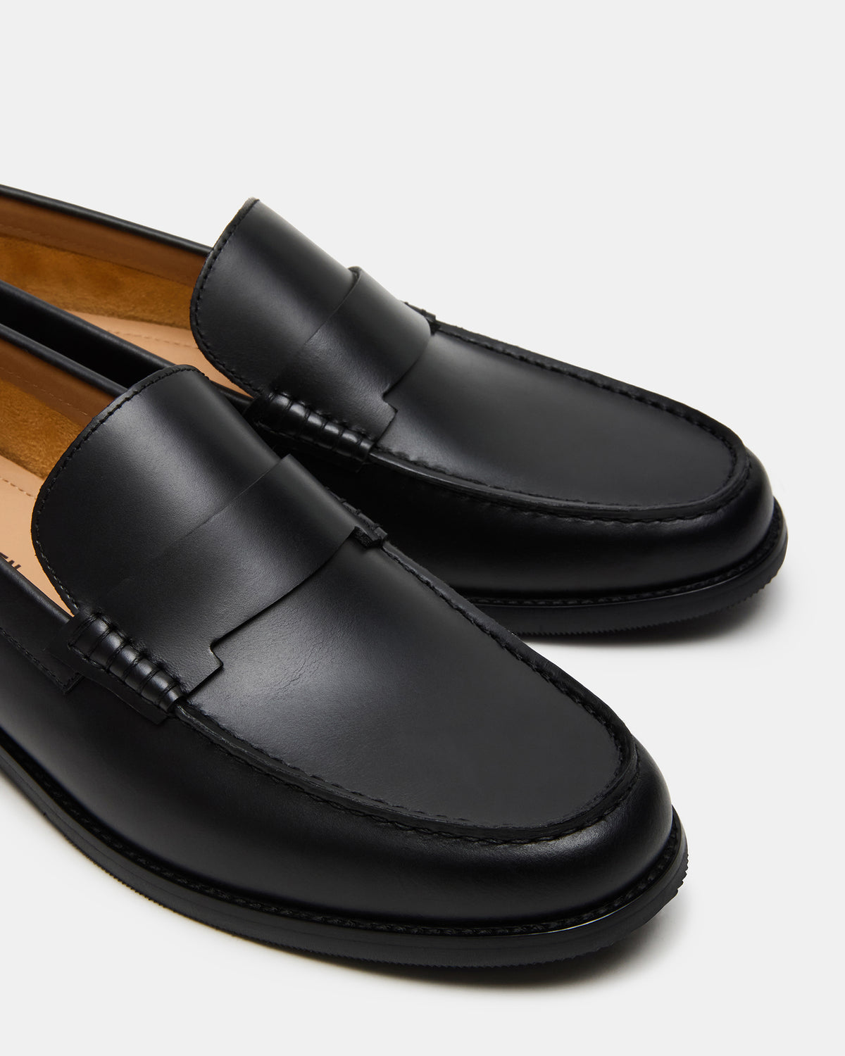 COLVER Black Leather Men's Slip-On Loafer | Steve Madden