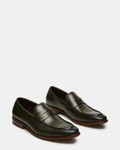 LIGHTNING Dark Green Round-Toe Slip-On Men's Loafer | Steve Madden