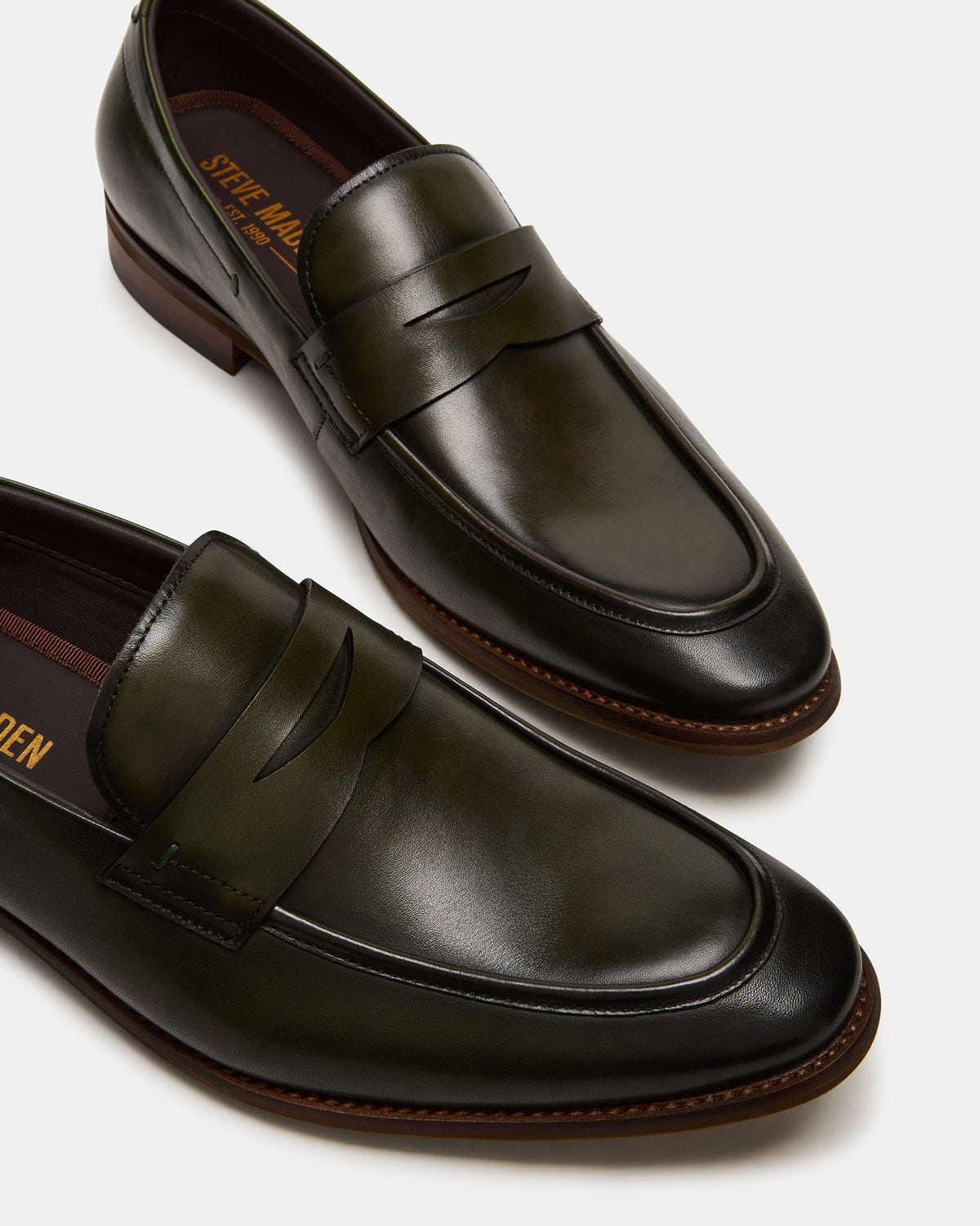 LIGHTNING Dark Green Round-Toe Slip-On Men's Loafer | Steve Madden