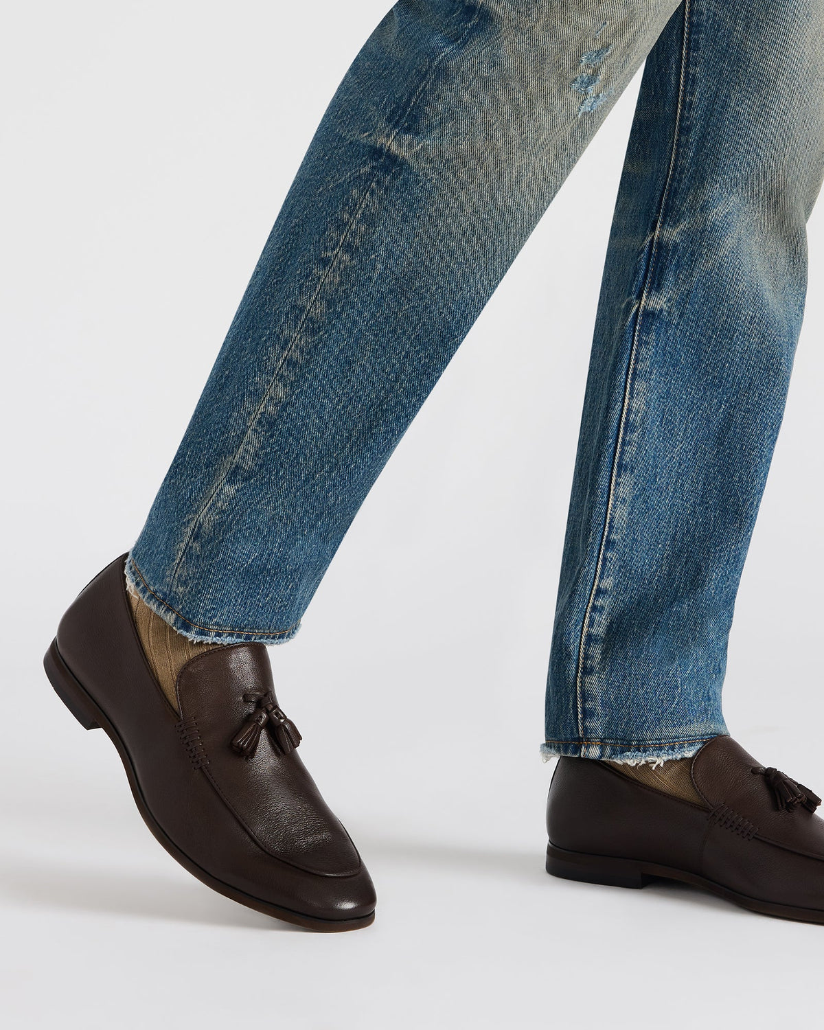 ONDRE Brown Leather Tassel Slip-On Men's Loafer | Steve Madden